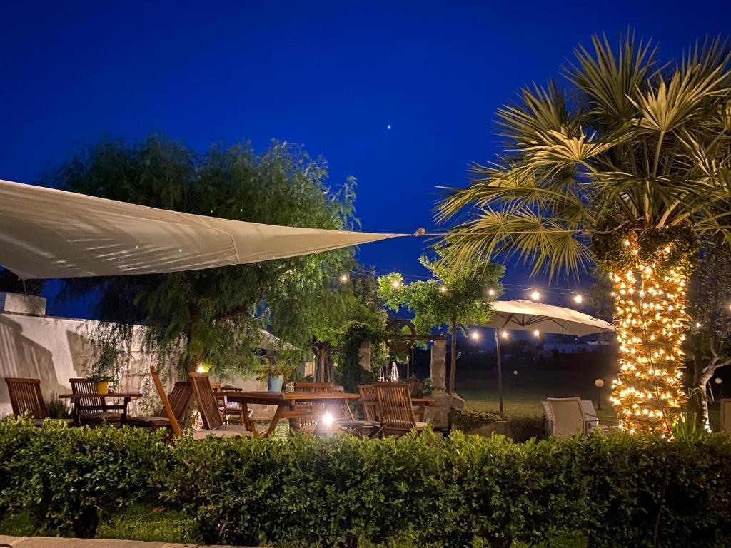 Masseria Capece Bed & Breakfast Uggiano La Chiesa Luaran gambar